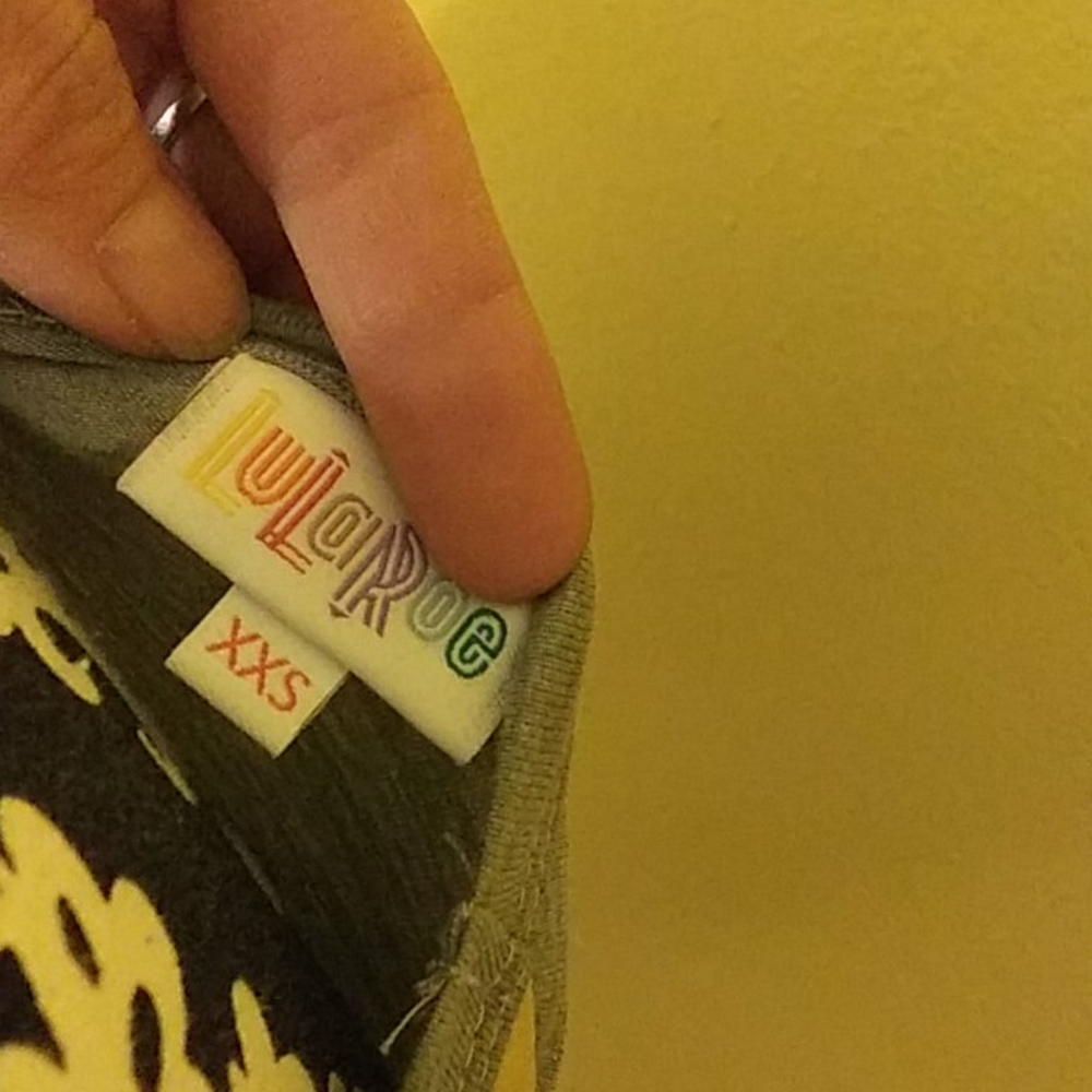 LulaRoe Randy - Picture 4 of 5